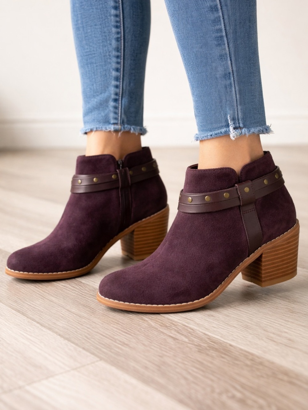 New Clarks Somerset Breccan Shine Purple Suede Ankle Booties size 8